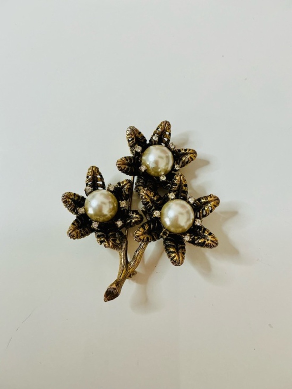 Vintage-Inspired Gold Flower Brooch with Pearl Centers and Rhinestones Spring